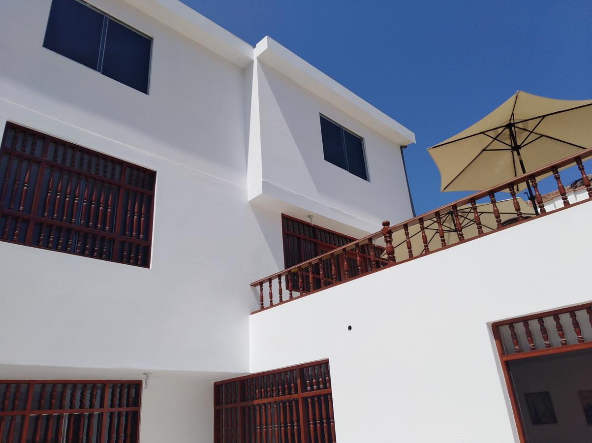 Punta Huanchaco Hostel Exterior photo